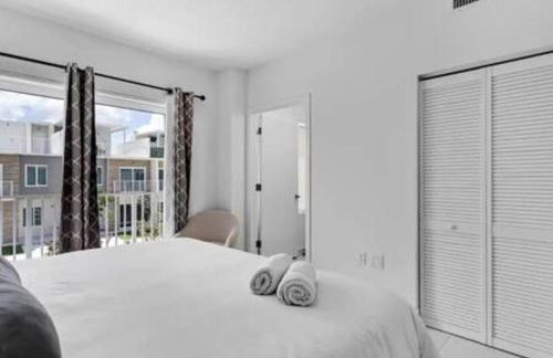 25893 Sw 144 CT · 3 Bed 2.5 Bath Townhome Rooftop 1 Parking Spot - Foto 34