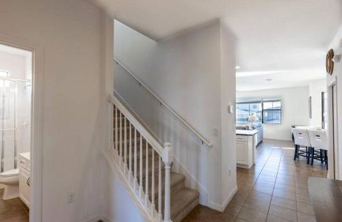 NearTheParks - 5BR Family Villa with Saltwater Pool near Disney - Photo 13