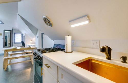 Ocean City Loft-Style Apt, Close to Beaches! - Foto 16