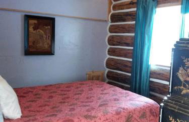 Sanctuary Farm Log Cabin Mountain Getaway, Alberton, MT - Foto 3
