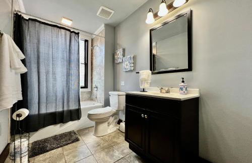 Newly Renovated Historic mansion ☆ 8 Bedrooms - Foto 40