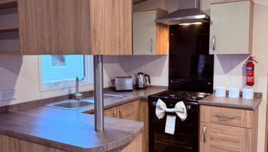 Hot tub retreat, at Tattersall Lakes caravan - Foto 5