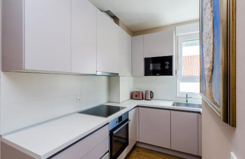 New Art Apartment - Photo 6