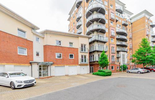 4 Beds 2 Bath Lift Refurbished MONTHLY DISCOUNTS - Foto 36