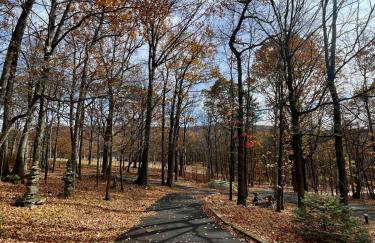 Cozy 3BR Home - Hudson Valley views near Woodbury Commons - Foto 39
