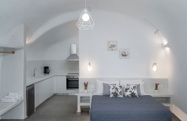 Yiota Collection 4 Suites & 4 Prive Jacuzzi - Foto 14