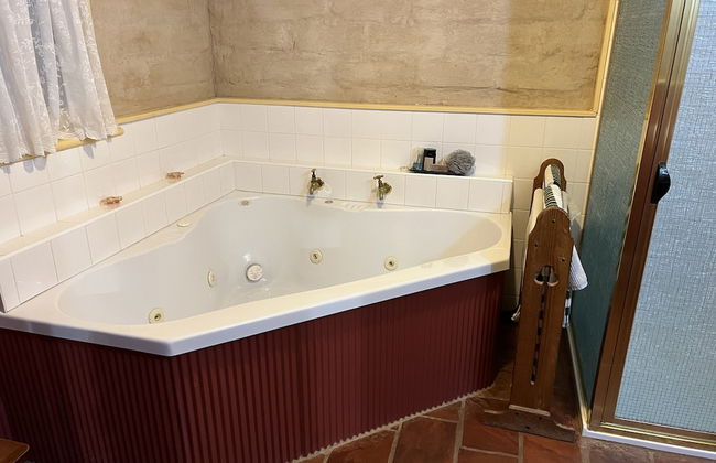 Murray River Spa Retreat - Photo 26