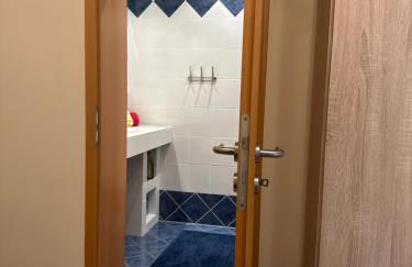 Nettes Apartment mit schönem Bad - Foto 18