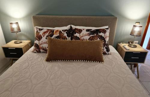 K for Karavomilos - Photo 12