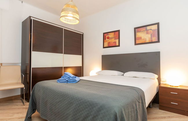 3 bedroom Apartment in Barcelona - Photo 4