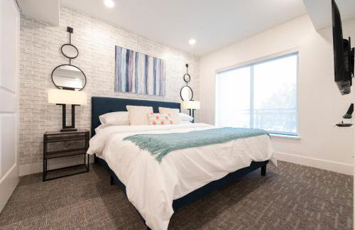 King Bed-Walk Downtown-Free Garage Parking-Laundry - Foto 5