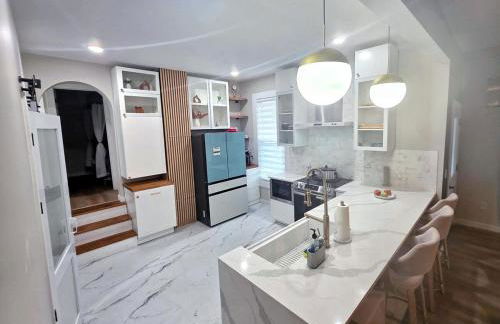 Downtown Cincinnati Boutique at Newport 3BR with 100in Cinema TV - Foto 64