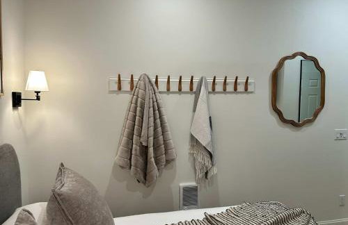 Stylish King Suite-FP-Hot Tub-Walk to All In OT - Photo 7