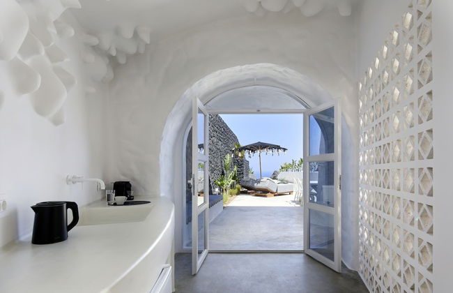 Theano Cave Suites & Villas - Photo 39