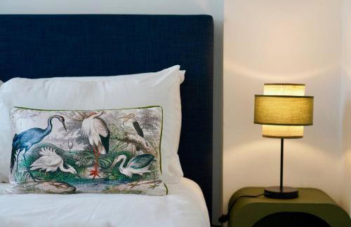 Weldon Road - Townhouse Overlooking the Park with Parking - Foto 19