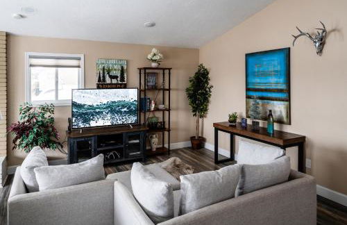 Epic Sunsets in Bozeman - Wonderful View - Photo 12