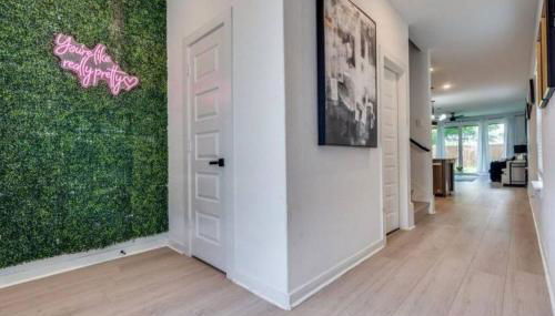 Mins from Downtown Cool Indoor Games Work Space - Foto 3