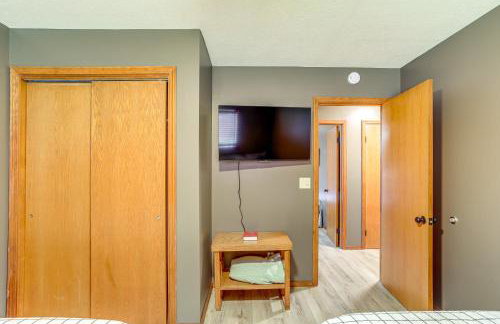 Steps to White River Cabin Retreat with Dock Access - Foto 12