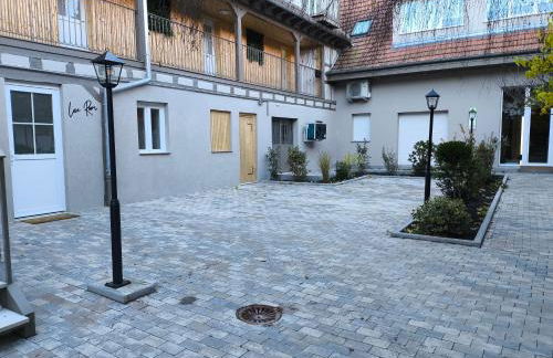 Paradise and Love Room - Photo 32