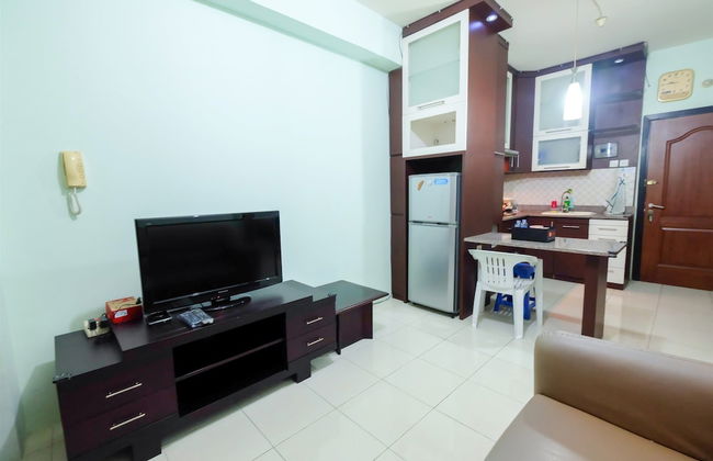 Comfy 2BR Apartment Salemba Residence - Foto 1