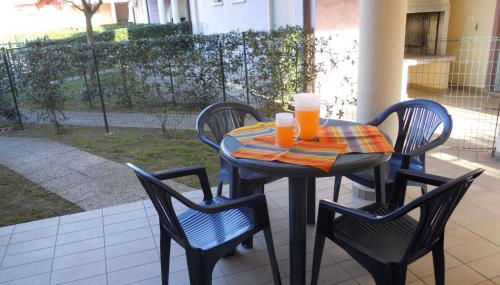 Relaxing Garden Flat With Pool Near the Beach - Foto 3, Garden, furniture