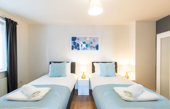 Velvet 1-bedroom Apartment The Clockhouse, Hoddesdon - Photo 9