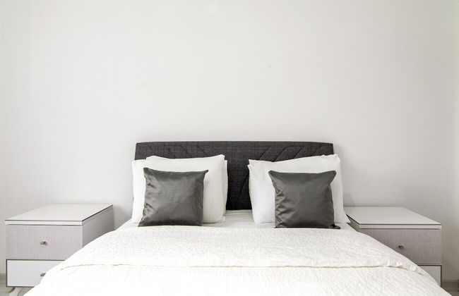 Sleek House With a Lovely Terrace in Besiktas - Foto 17