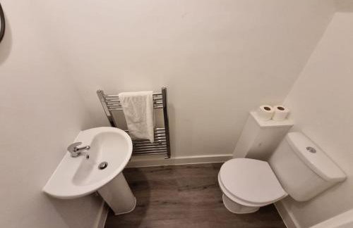 Comfortable 2-Bedroom Barwell Home A with Free Parking - Foto 9