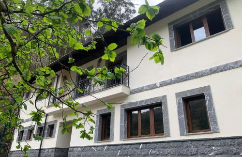 Casa Rural en Santa Cruz-Mieres - Foto 2