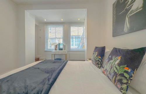 Pass the Keys Stylish 1 bed Soho Flat - Photo 10