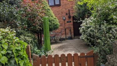 Granary Cottage - Photo 2