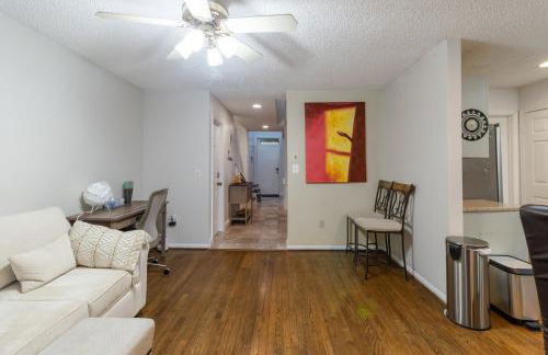 Pet-Friendly Beach Getaway, Relax by the Bay! - Foto 56