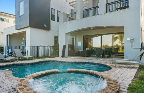 New Epic Escape Theater Pool & Golf Views - Foto 14