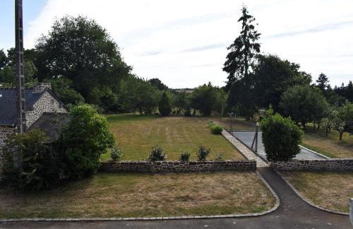 Gîte La Mancellière - Maison familiale 12-15 pers, grand jardin, jeux & pétanque - Pleine nature - Foto 37