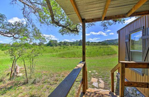 Quiet Utopia Retreat: Deck & Hill Country Views - Foto 17