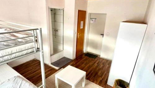 RoomZ Hostel am Hockenheimring - Foto 2