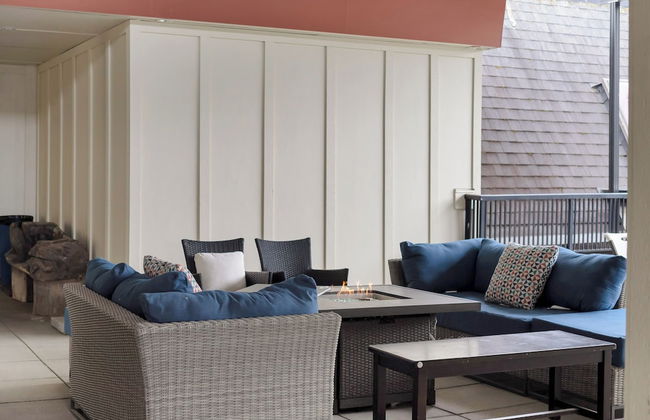 Harmony Haven 2BR Lakefront Suite - Photo 38