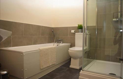 Market Place Serviced Apartments, Leek - Photo 54