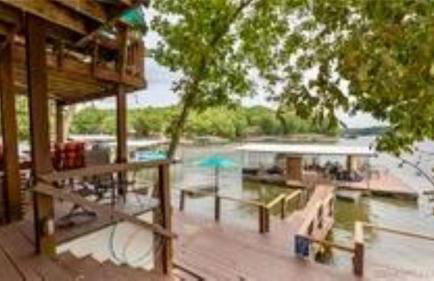 Sandy beach water toys great dock - Foto 17