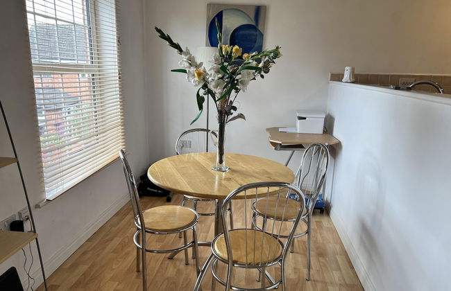 Nantwich - Sleeps 4 - Parking - Town 10mins Walk - Photo 14