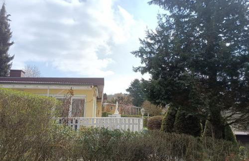 Idyllischer Ferienbungalow in ruhiger Lage mit Pool und großen Garten - Foto 39