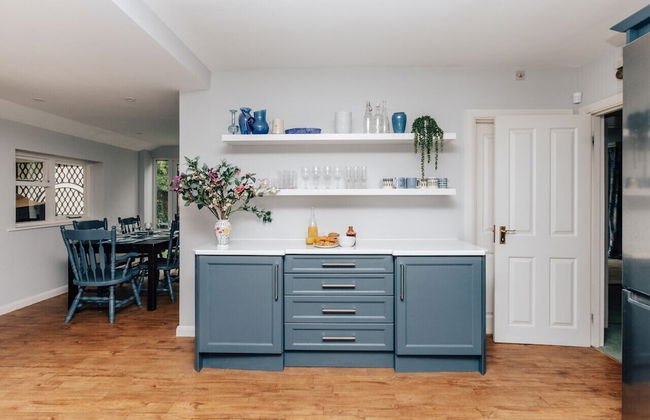 Montpellier House Centrally Located Large Garden - From 300 Per Night - Foto 39