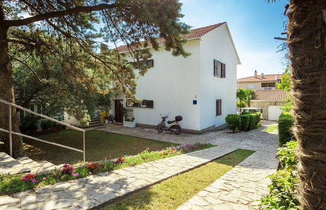 Spacious Holiday Home near Sea - Foto 21