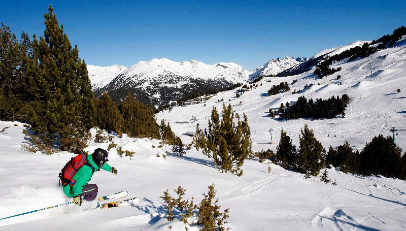 Pie de Pistas Pas de la Casa Mikka 3000 - Foto 3