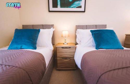 Spacious Central Leatherhead Apt Long Term Stay - Photo 6