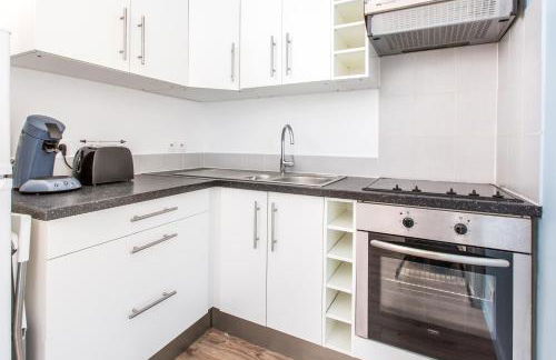 Appartement moderne, propre, WIFI, siège massant - Foto 21