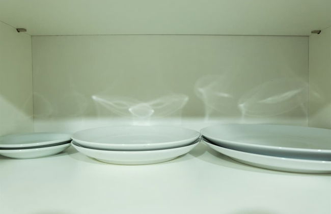 Studio Room Azalea Suites Apartment - Photo 15