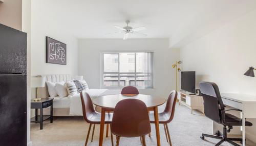 Blueground Bellevue AC gym bbq nr park SEA-827 - Foto 4, Other