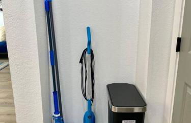 Uniquely remodeled historical district home - Foto 21