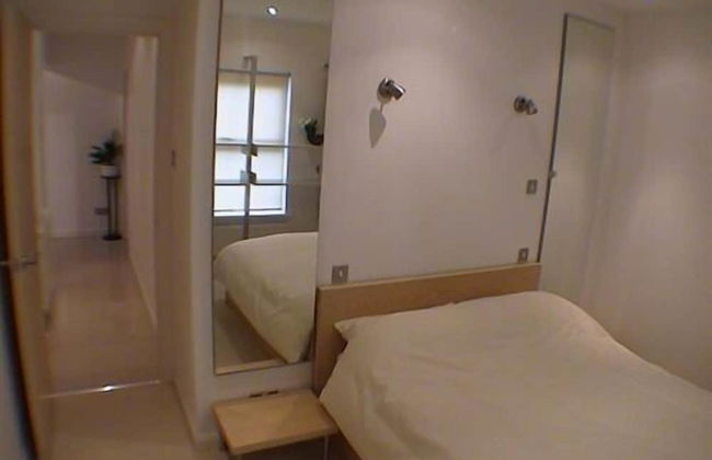 Earle House Serviced Apartments - Photo 5